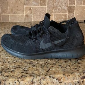 Men’s Nike Free running shoes